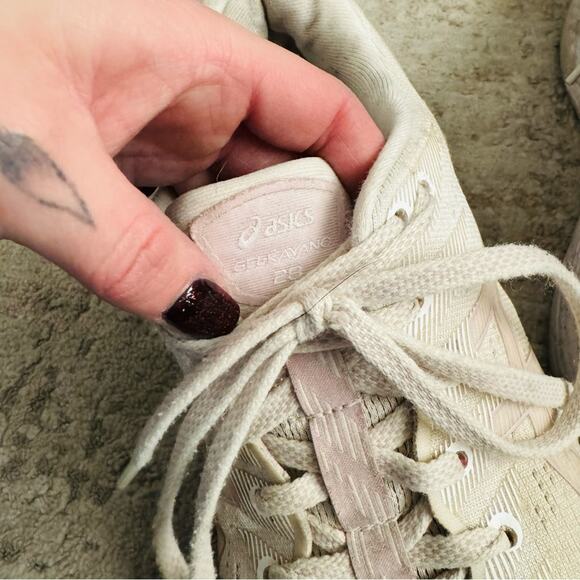 ASICS Gel Kayano 29 Minearl Biege Champagne Running Sneakers woman’s 10 - Picture 6 of 10
